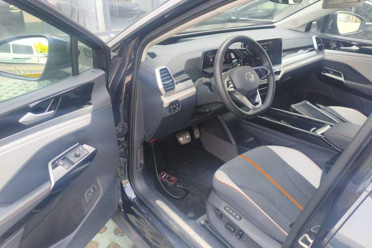 Used Volkswagen ID.6 CROZZ 2022 Long-Range PRO Edition