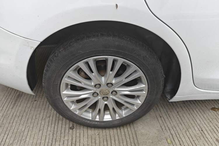 Used Buick GT 2015 15N Automatic Elite Version
