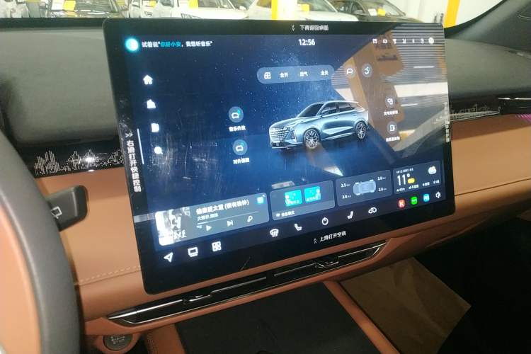 Used CHANGAN UNI-Z New Energy 2024 Blue Whale Smart Electric iDD 125km Excellence Model Audio And AC Panel