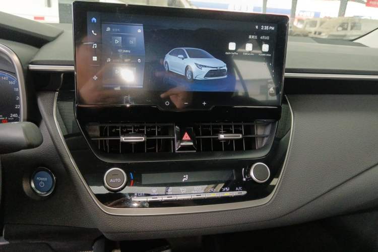 Used Toyota Levin 2023 Smart Electric Hybrid Dual-Engine 1.8L Luxury Edition Audio And AC Panel