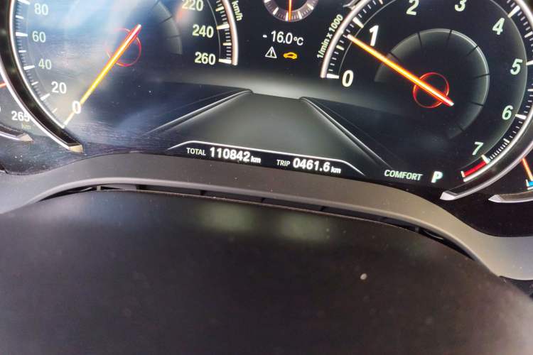 Used BMW 5 Series 2018 530Li Luxury Edition Premium Package
