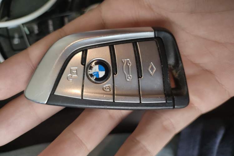 Used BMW 5 Series 2021 Updated Version 525Li Luxury Package Vehicle Key