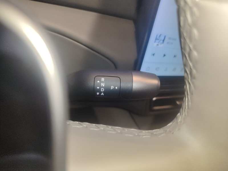Used Li Auto MEGA 2025 Ultra Smart Refreshed Edition — 13