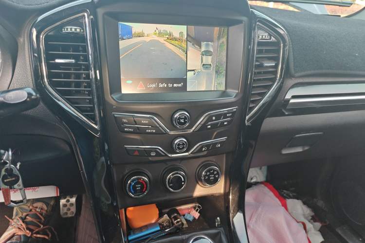 Used Land X8 2014 Explorer Edition 2.0T Gasoline 4x4 Ultra-Luxury Model