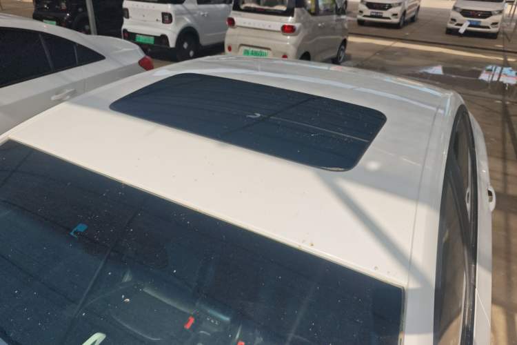 Used Chevrolet Cavalier 2019 320 Automatic Enjoyment with Sunroof Roof