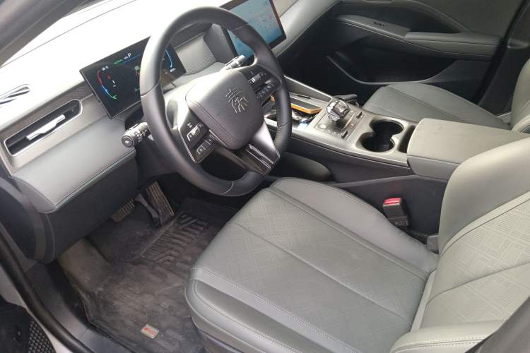 Used BYD Qin PLUS 2025 DM-i Smart Drive 55KM Leading Model
