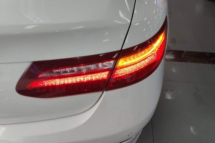 Used Mercedes-Benz E-Class 2020 E 260 Coupe