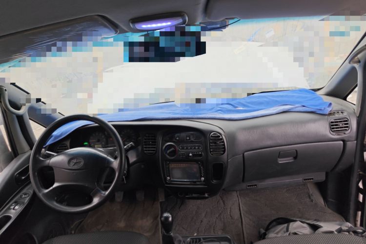 Used JAC Group Refine 2015 2.0L Shuttle Gasoline Long-Wheelbase Comfort Version HFC4GA3-3D
