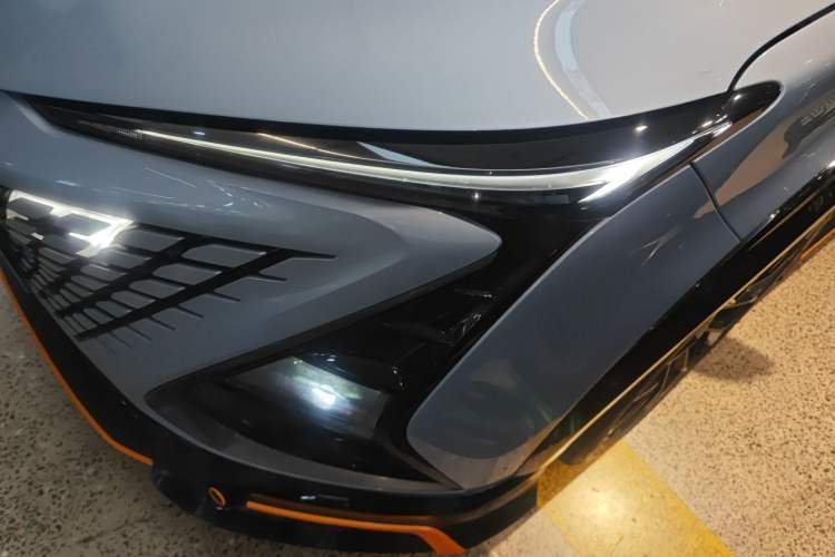 Used CHANGAN UNI-T 2022 1.5T Sport Edition Premium Version Left Front Headlight