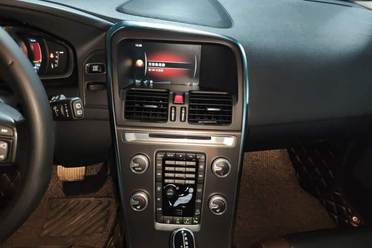 Used Volvo XC60 2016 T5 AWD Zhiyuan Edition
