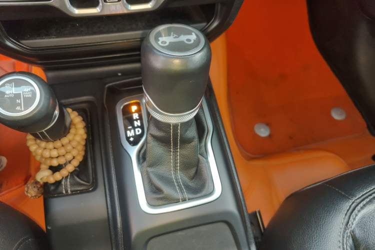 Used Jeep Wrangler 2018 2.0T Sahara Four-Door Edition