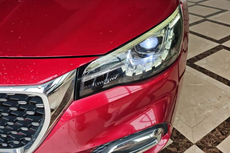 Used MG HS 2018 20T Automatic Two-Wheel Drive Hormone Passion Edition China V Standard