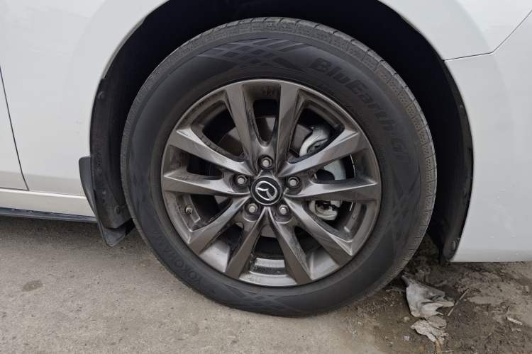 Used Mazda 3 Axela 2020 1.5L Automatic ZhiMei Edition
