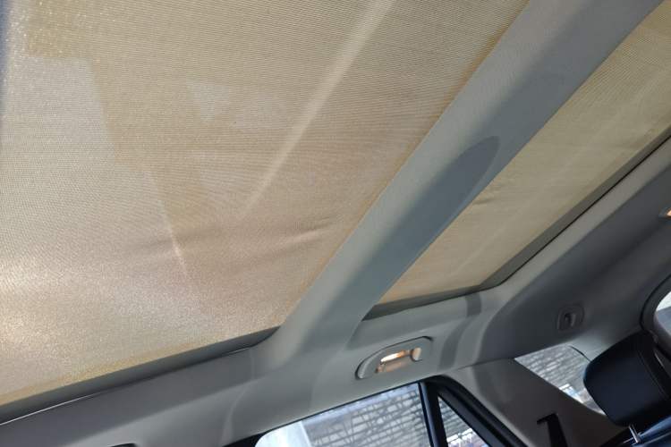 Used Mercedes-Benz M-Class 2014 ML 400 4MATIC Dynamic Model
