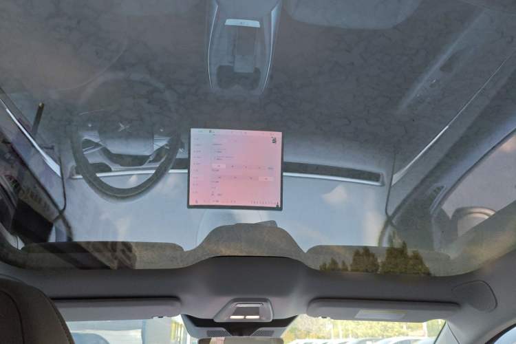 Used XPeng MONA M03 2024 620 with Ultra-Long Range Headliner