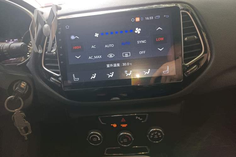 Used Jeep Compass 2017 200T Automatic Comfort Edition
