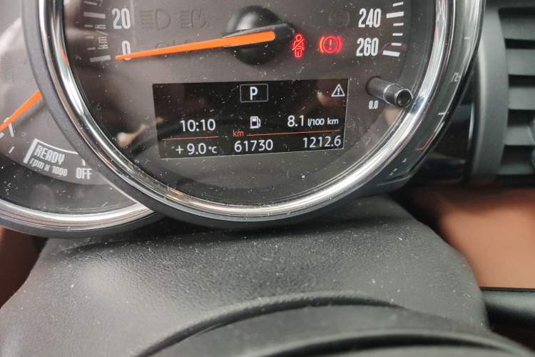 Used MINI MINI 2018 1.5T COOPER Color Edition Five-Door Model
