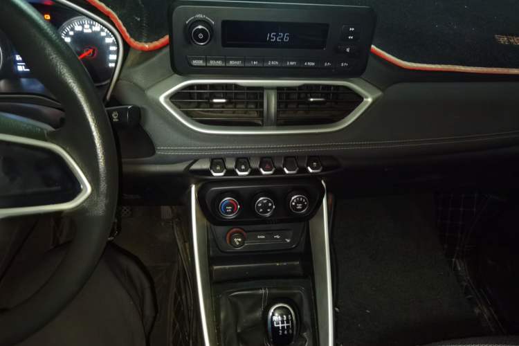 Used Baojun 530 2018 1.5T Manual Comfort Version China V
