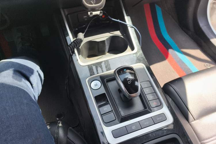 Used BYD Qin New Energy 2019 Standard Edition for Travel Gear Lever