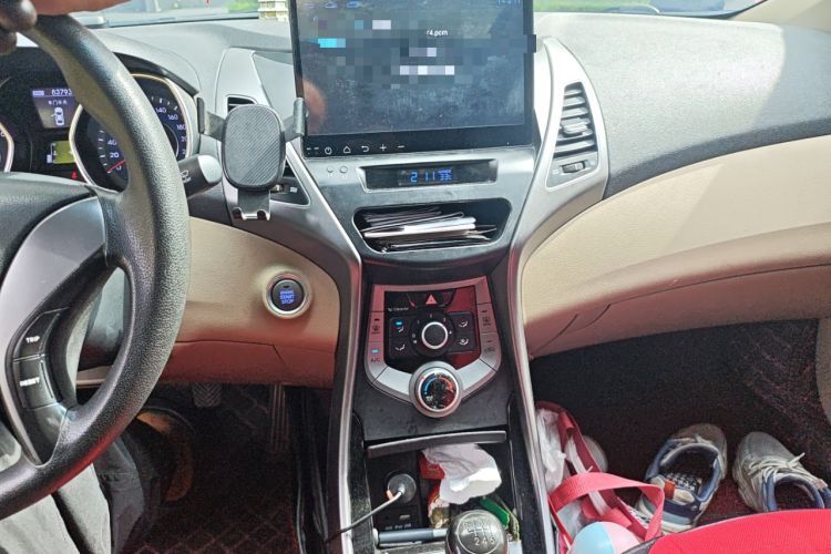 Used Hyundai Elantra (5th Generation / Langdong) 2016 1.6L Manual Luxury Model Audio And AC Panel