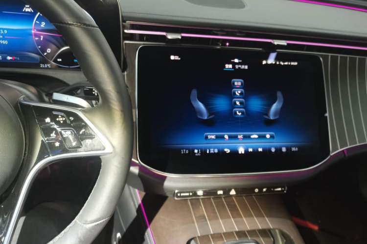 Used Mercedes-Benz E-Class 2024 Refresh E 300 L Stylish Edition Audio And AC Panel