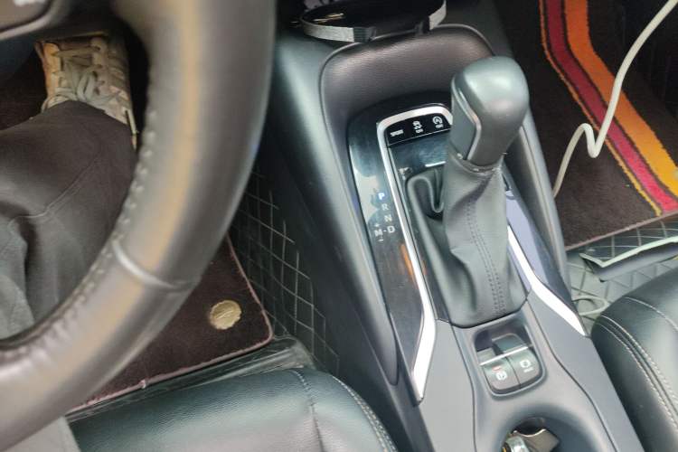 Used Toyota Corolla 2019 1.2T S-CVT Sport Edition Gear Lever