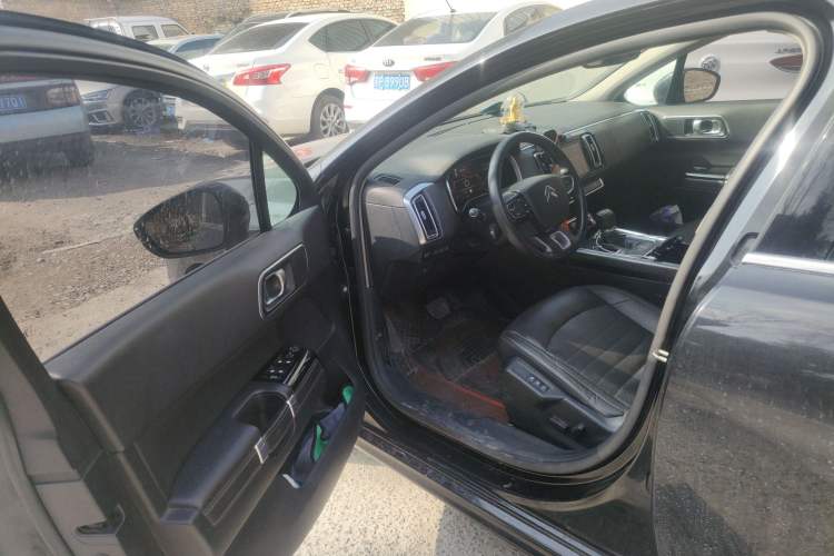 Used Citroen C6 2017 Revised Version 380THP Luxury Edition
