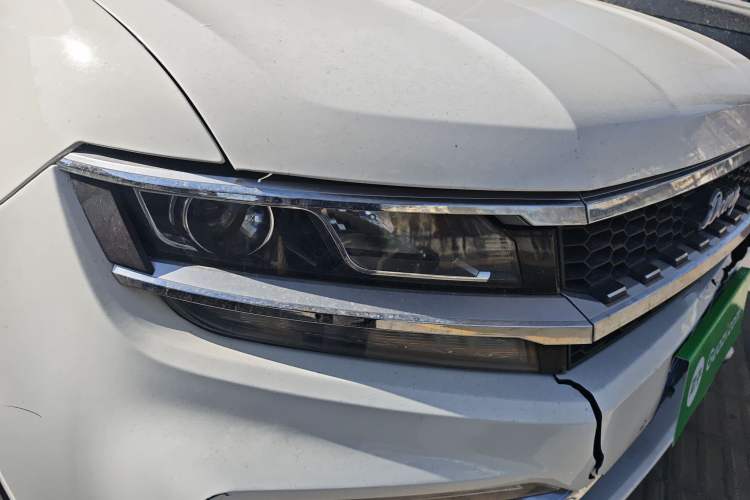 Used Zotye Domy X7 2017 Upgraded Edition 1.8T DCT Huashan Model