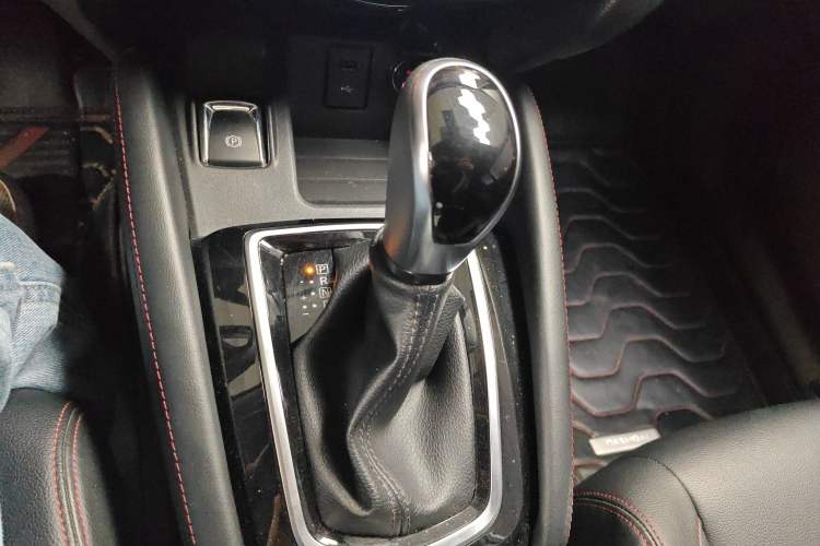 Used Nissan Qashqai 2022 2.0L CVT XV Smart Enjoyment Version Gear Lever