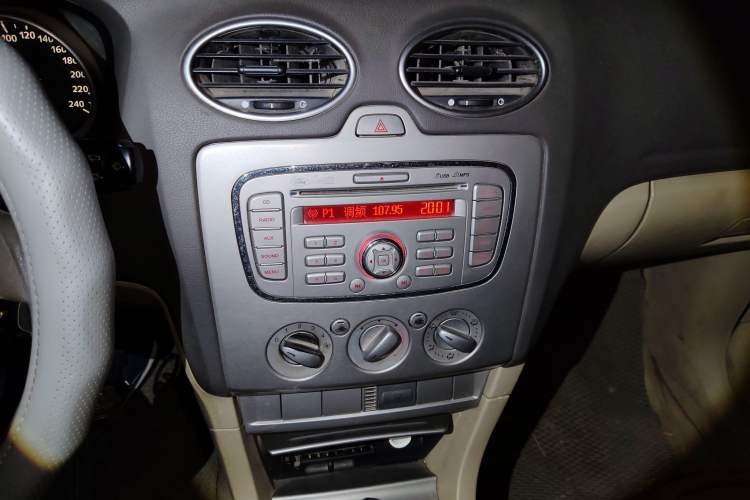 Used Ford Focus 2009 Sedan 1.8L Manual Comfort Model