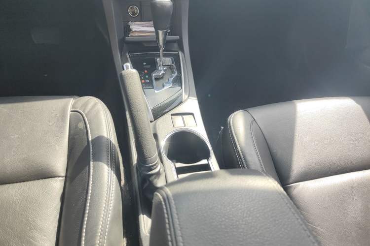 Used Toyota Corolla 2014 1.6L CVT GL-i Leather Edition
