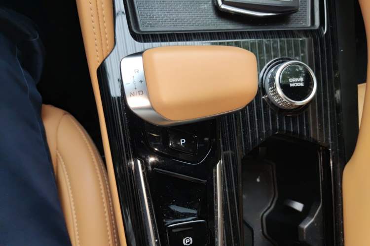 Used Geely Auto Monjaro L Extended Range Electric Version 2022 1.5T DHT Range-Extending Electric Supreme Edition
