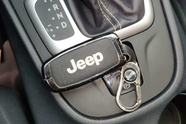 Used Jeep Cherokee 2016 2.4L Leading Edition