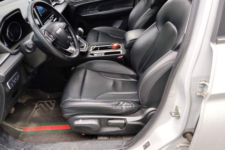 Used Haval M6 2021 PLUS 1.5T Manual Luxury Smart Connectivity Model Left Front Seat