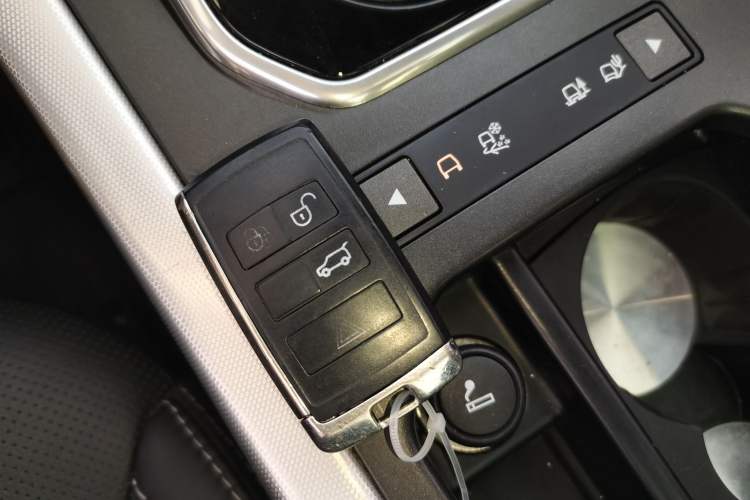 Used Land Rover Range Evoque 2013 2.0T 5-Door Ignite Edition Vehicle Key