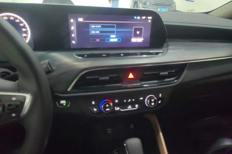 Used Buick GL6 2021 323T Mild Hybrid Connect Luxury Model
