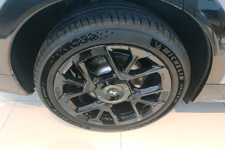 Used XPeng G7 2025 Model—702 Ultra Long Range
