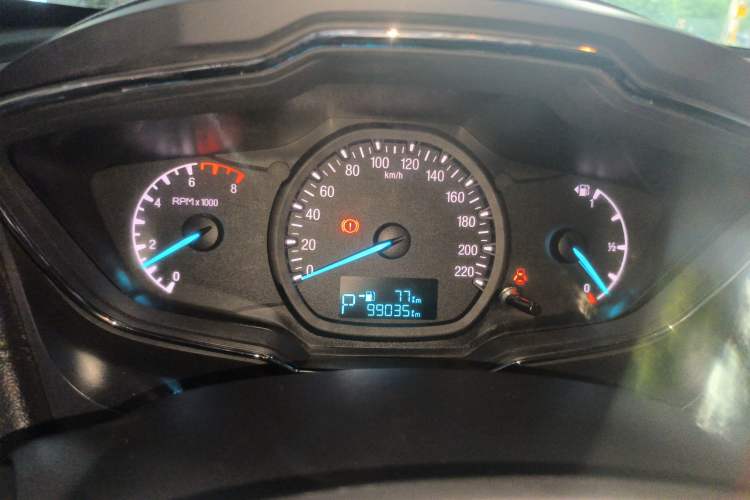 Used Ford Escort 2015 1.5L Automatic Fashion Model