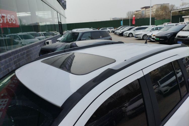 Used Jeep Compass 2015 2.0L two-wheel drive sport version