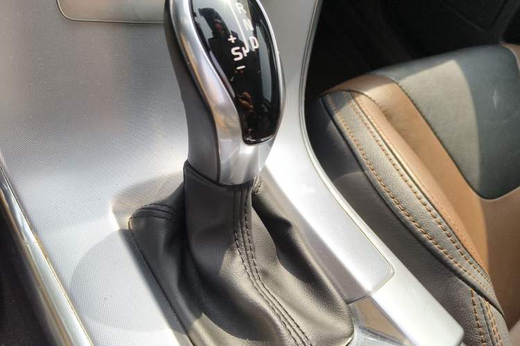 Used Volvo XC60 2017 T5 AWD Smart Range Edition
