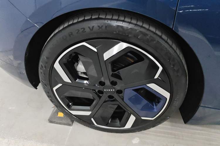 Used Zeekr 001 2023 YOU Edition 100 kWh
