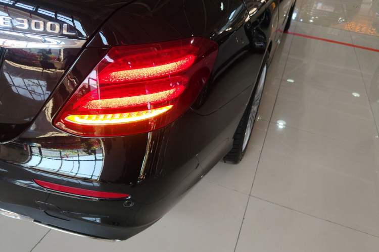 Used Mercedes-Benz E-Class 2019 Restyled E 300 L Sport Luxury Edition