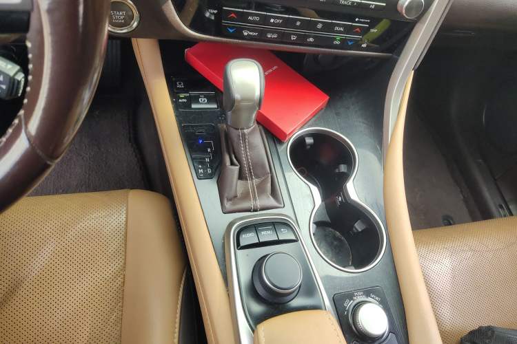 Used Lexus RX 2016 300 Two-Wheel Drive Comfort Edition China V Standard
