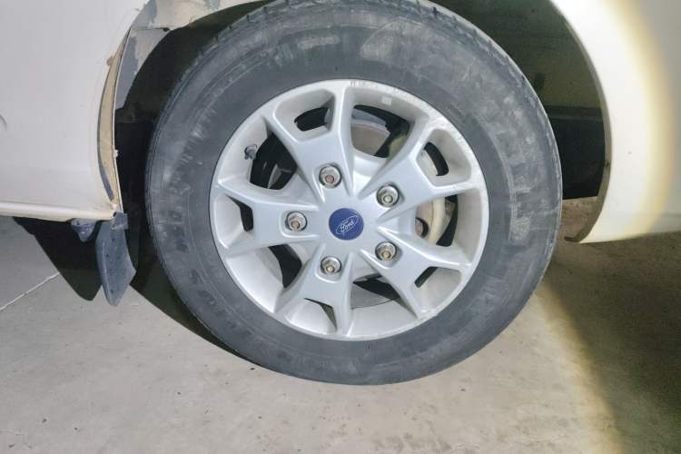 Used Ford Tourneo Custom 2016 2.0T Manual Elite Edition
