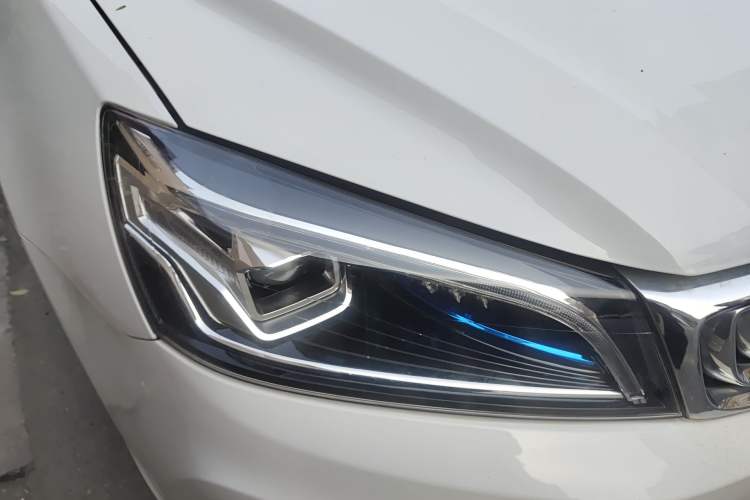 Used Geely Auto Emgrand 2020 1.5L CVT Upward Version
