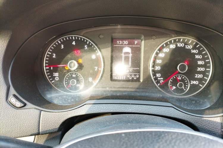 Used Volkswagen Sharan 2016 380TSI Comfort Edition 7-Seater Instrument Cluster