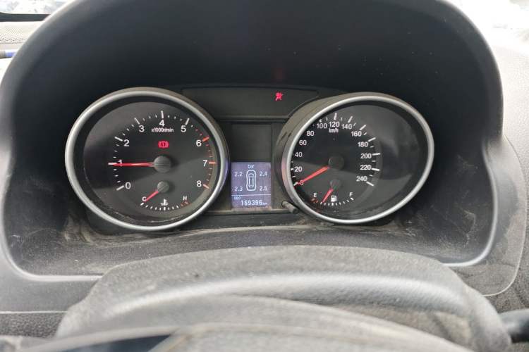 Used Haval H6 2013 Upgraded Model 1.5T Manual Two-Wheel Drive Elite Version