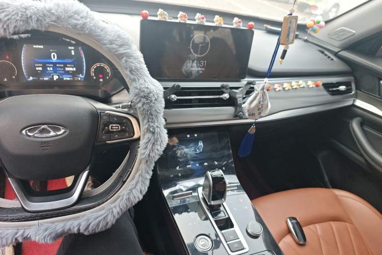 Used Chery Tiggo 8 2021 Kunpeng Edition 290TGDI Automatic Fuyao Version Audio And AC Panel