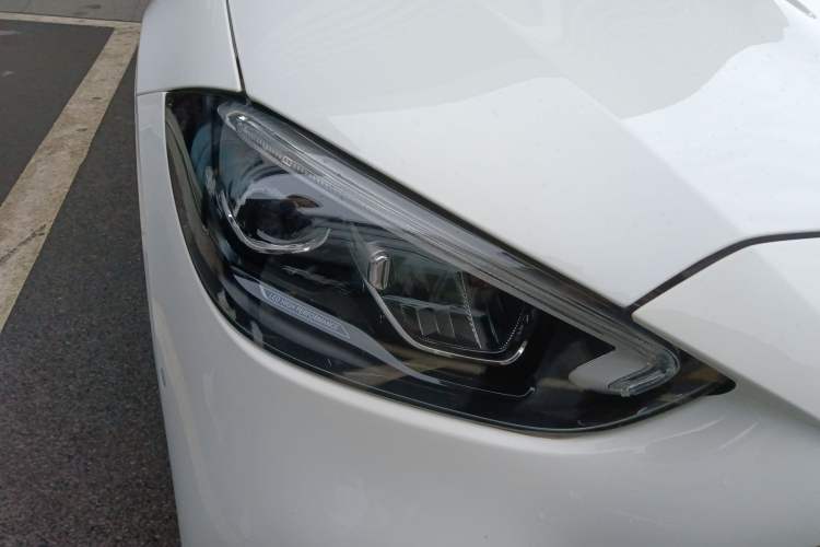 Used Mercedes-Benz C-Class 2024 Restyled C-Class 260 L Sport Edition Right Front Headlight