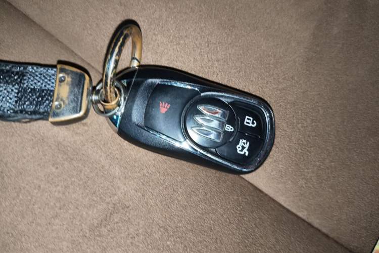 Used Buick Regal 2024 28T Luxury Edition Vehicle Key
